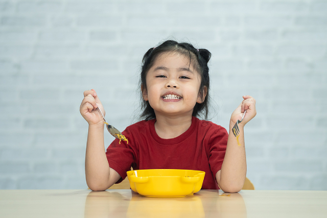 Healthy Snack Ideas That Will Keep Your Toddler Happy